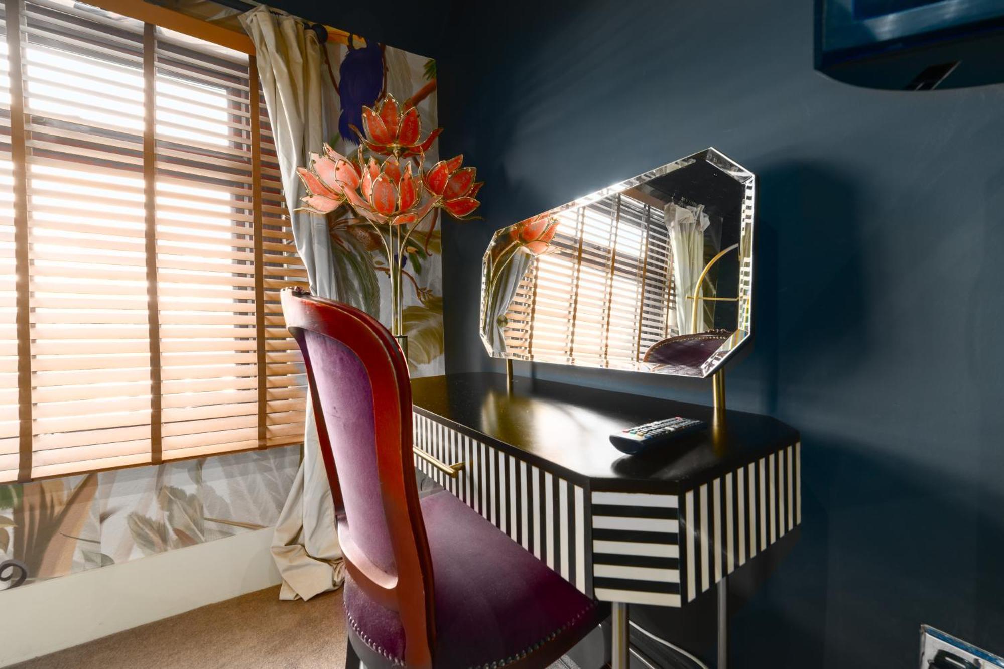 City Retreat, Spacious 4 Bed House, Games Room, Parking, Hot Tub & Bbq Cardiff Bagian luar foto